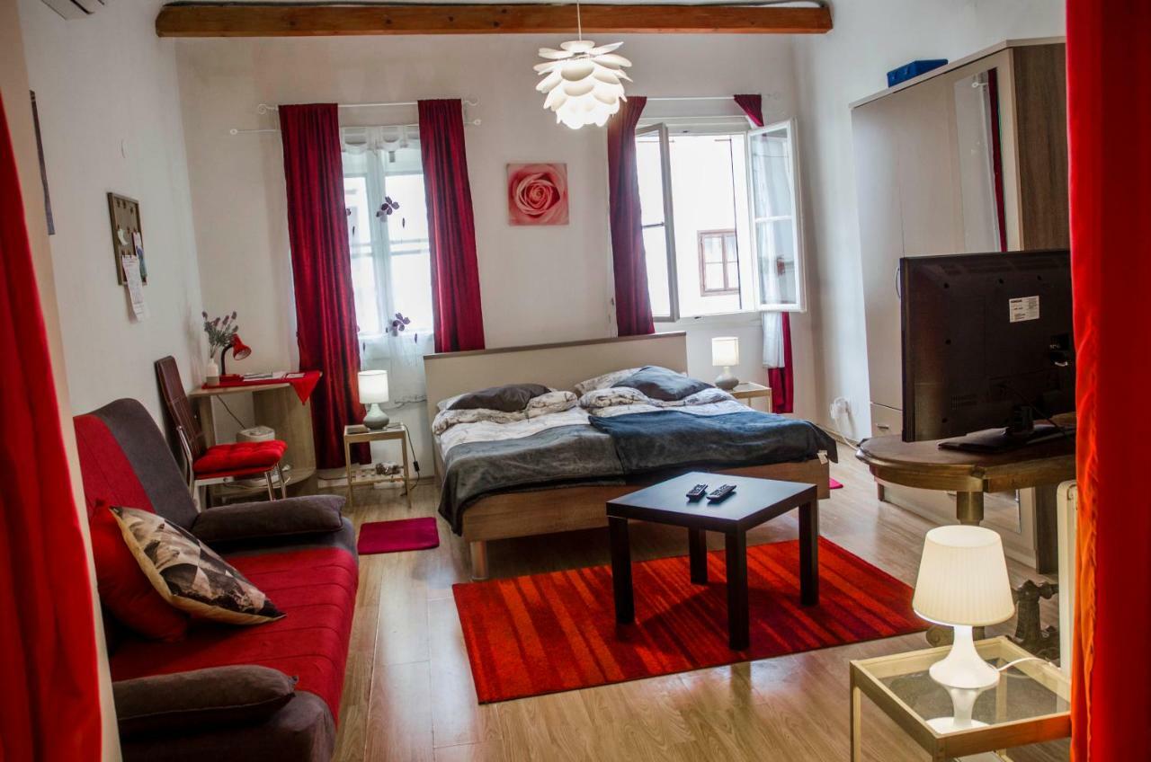 Rooms And Apartment Veral-Ka Karlovac Εξωτερικό φωτογραφία
